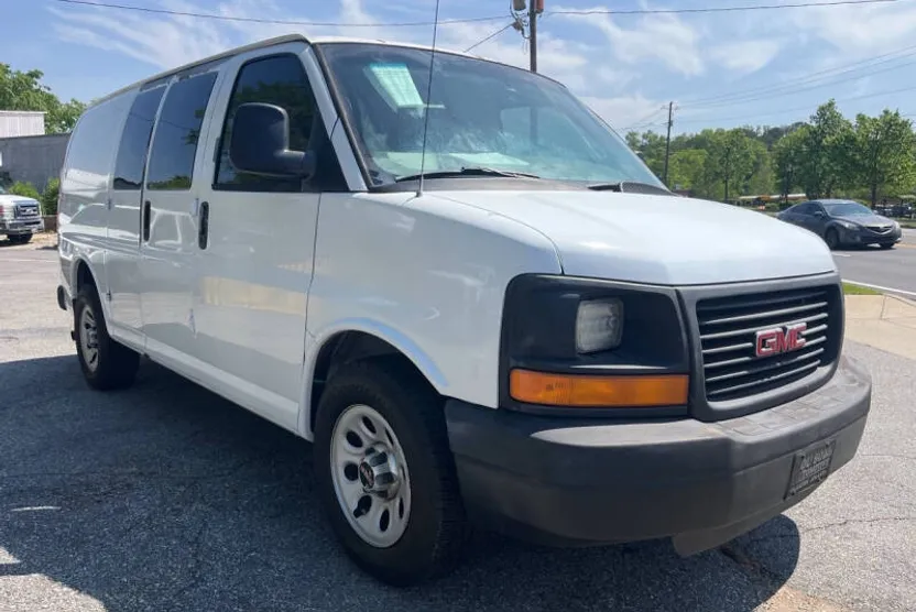 2011 Gmc Savana 1500 Cargo photo 1