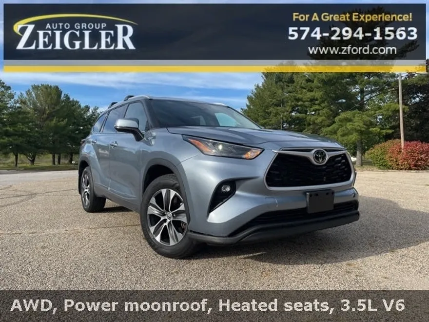 2022 Toyota Highlander XLE photo 1