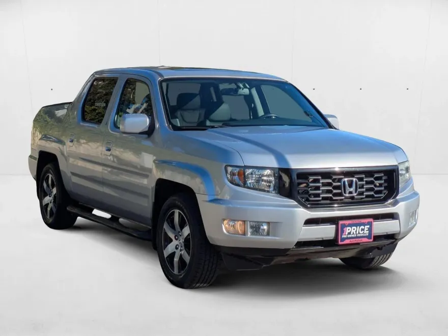 2014 Honda Ridgeline SE photo 1