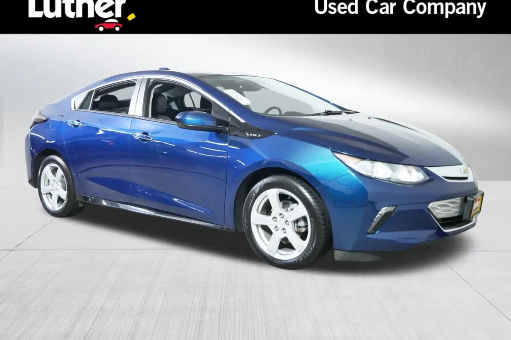 2019 Chevrolet Volt LT photo 1