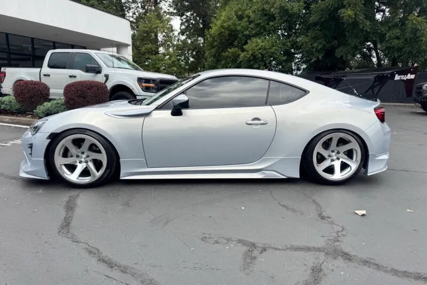 2013 Scion FR-S 10 Series photo 1