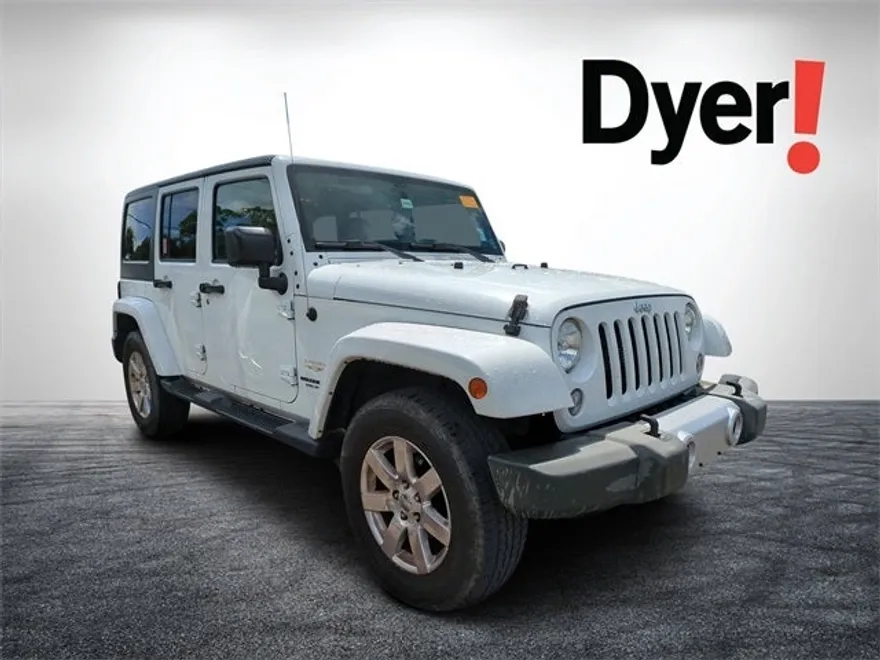 2015 Jeep Wrangler Unlimited Sahara photo 1