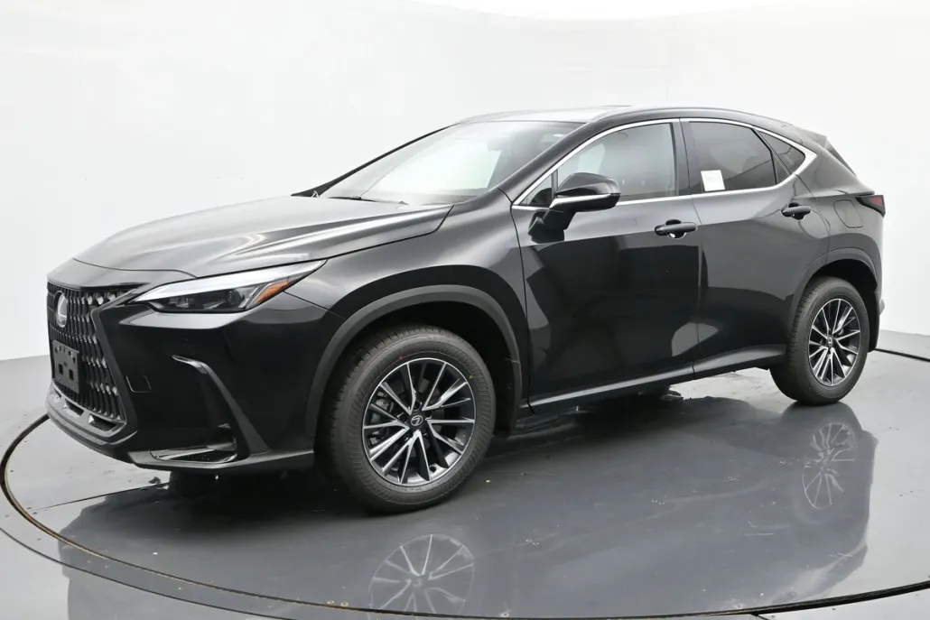 2026 Lexus NX 350 Premium photo 1