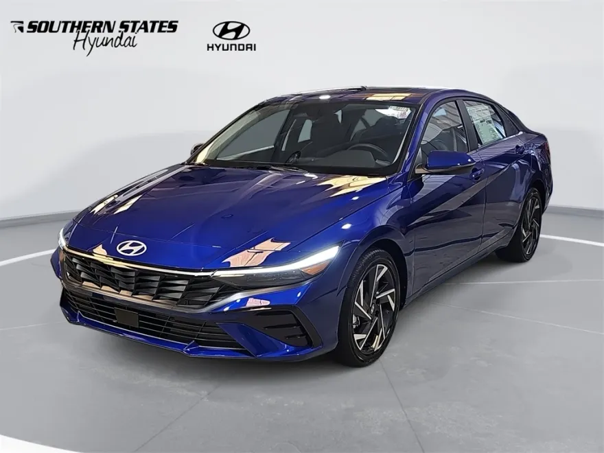 2025 Hyundai Elantra Limited photo 1