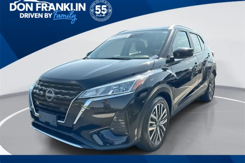 2024 Nissan Kicks SV photo 1