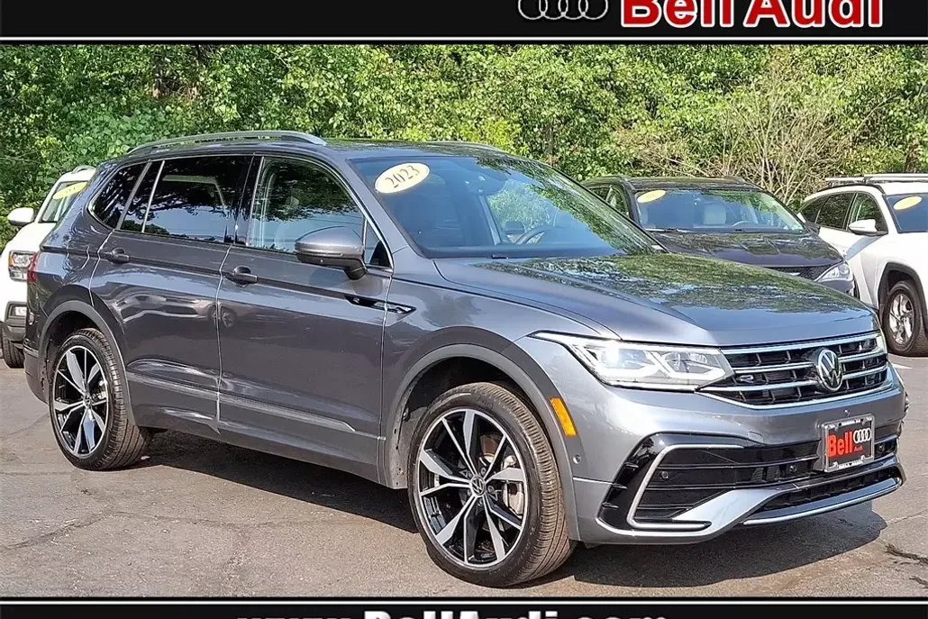 2023 Volkswagen Tiguan SEL R-Line Black photo 1