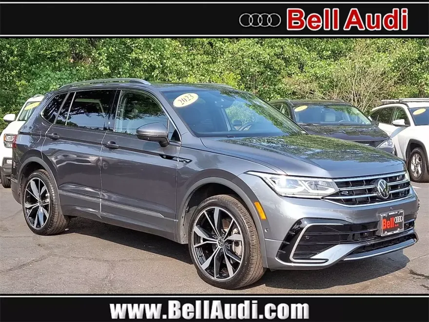 2023 Volkswagen Tiguan SEL R-Line Black photo 1