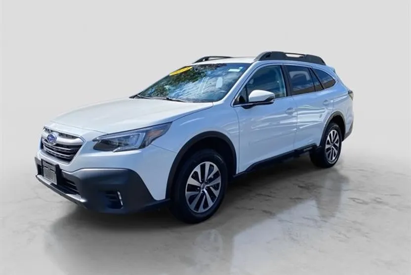 2022 Subaru Outback Premium photo 1