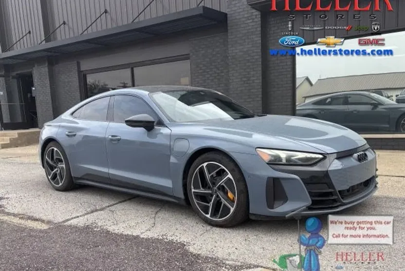 2023 Audi RS e-tron GT Base photo 1