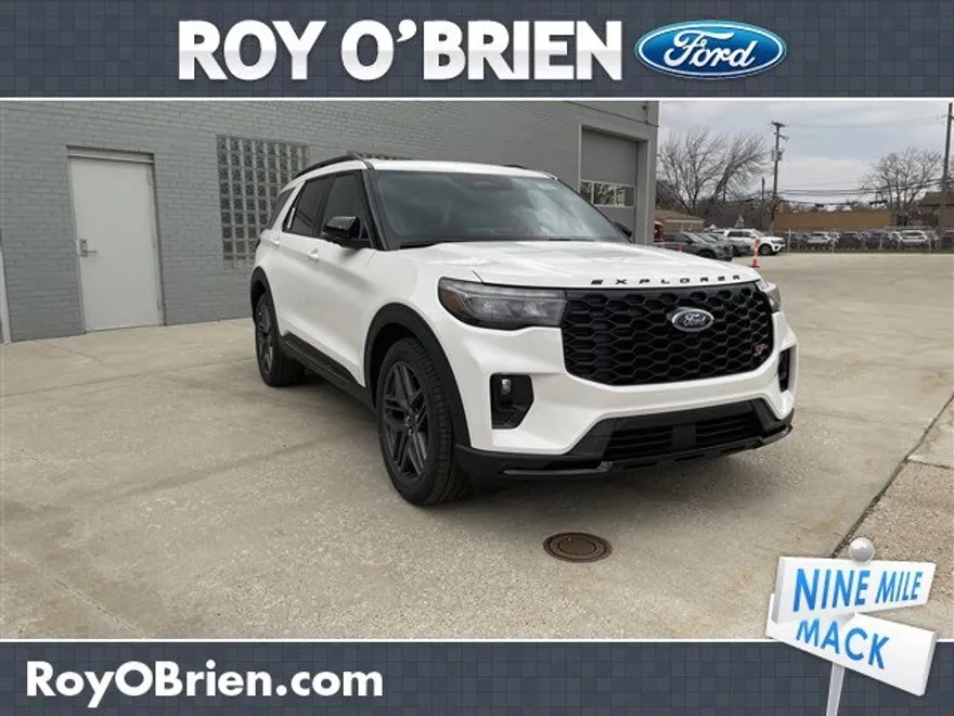 2025 Ford Explorer ST photo 1