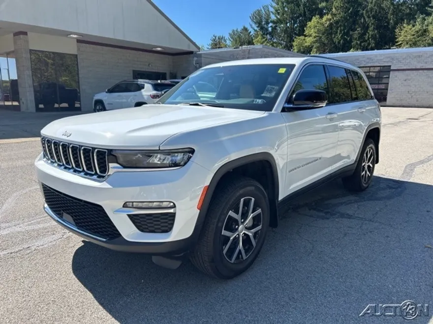 2024 Jeep Grand Cherokee Limited photo 1
