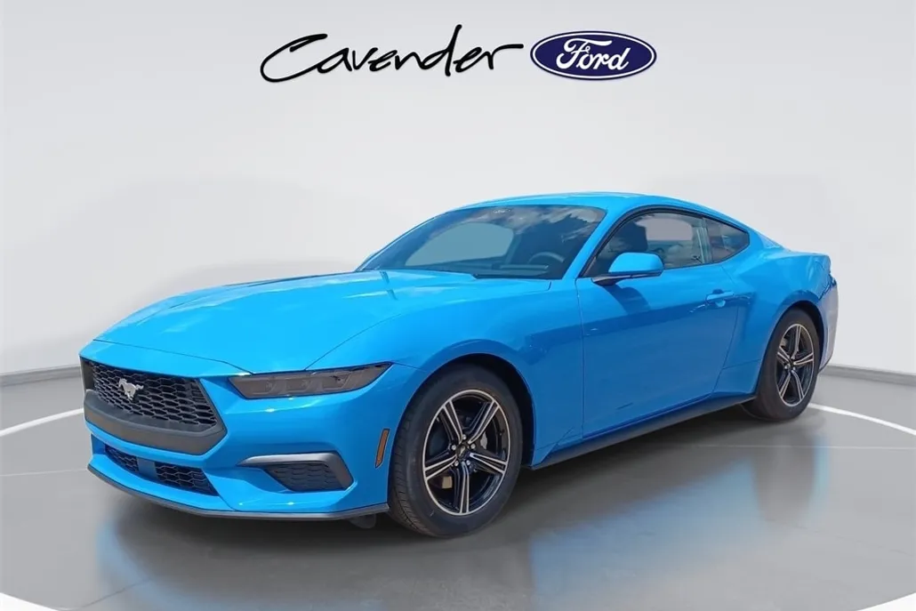 2025 Ford Mustang EcoBoost photo 1