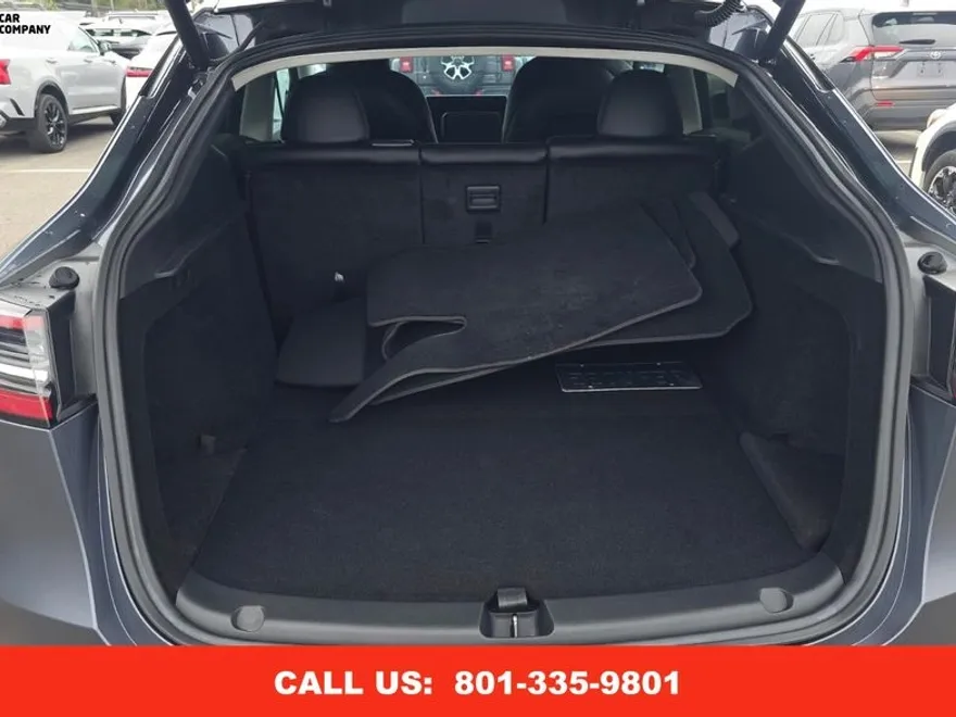 2023 Tesla Model Y Long Range photo 1
