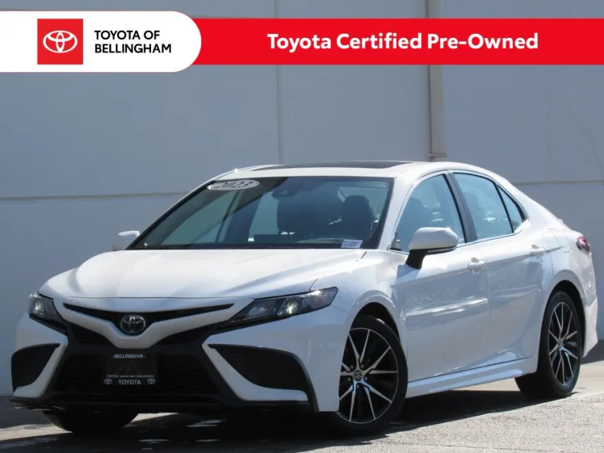 2023 Toyota Camry Hybrid SE photo 1