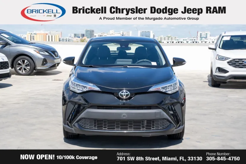 2020 Toyota C-HR LE photo 1