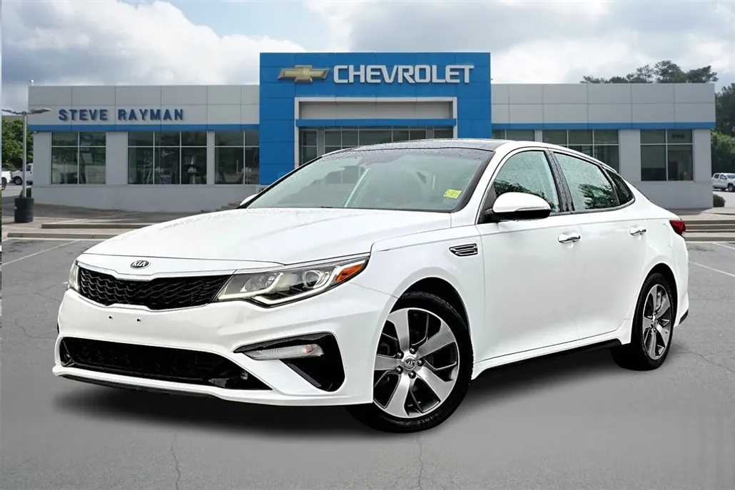 2019 Kia Optima S photo 1