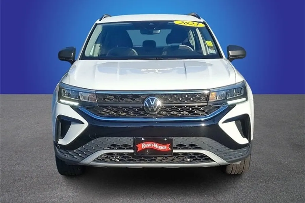 2023 Volkswagen Taos S photo 1