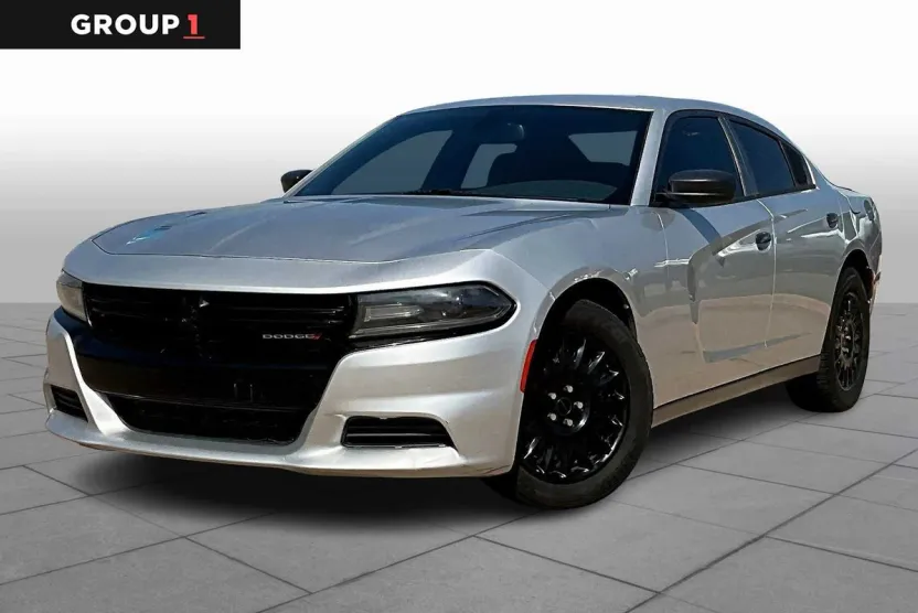 2016 Dodge Charger photo 1
