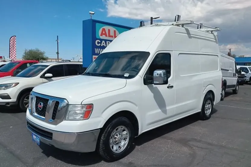 2013 Nissan NV3500 HD Cargo SV photo 1