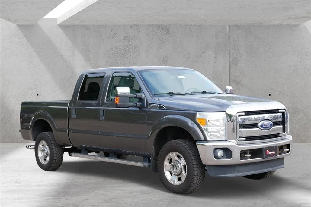 2011 Ford F-350 XLT photo 1