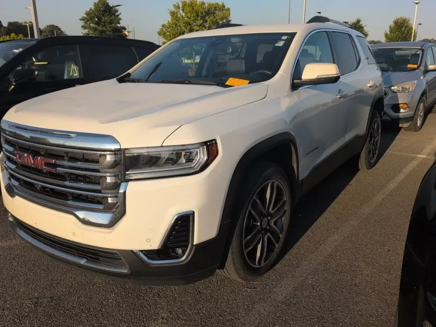 2023 Gmc Acadia SLT photo 1