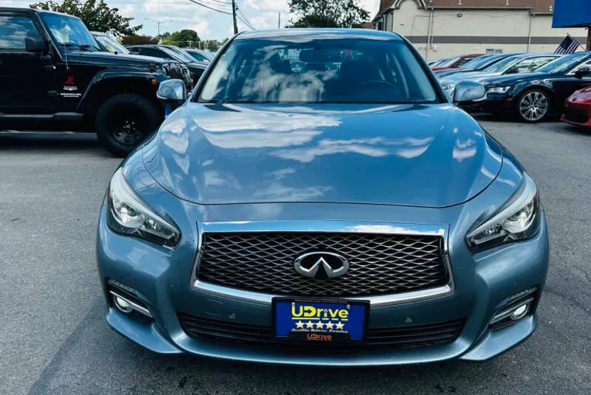 2014 Infiniti Q50 Sport photo 1