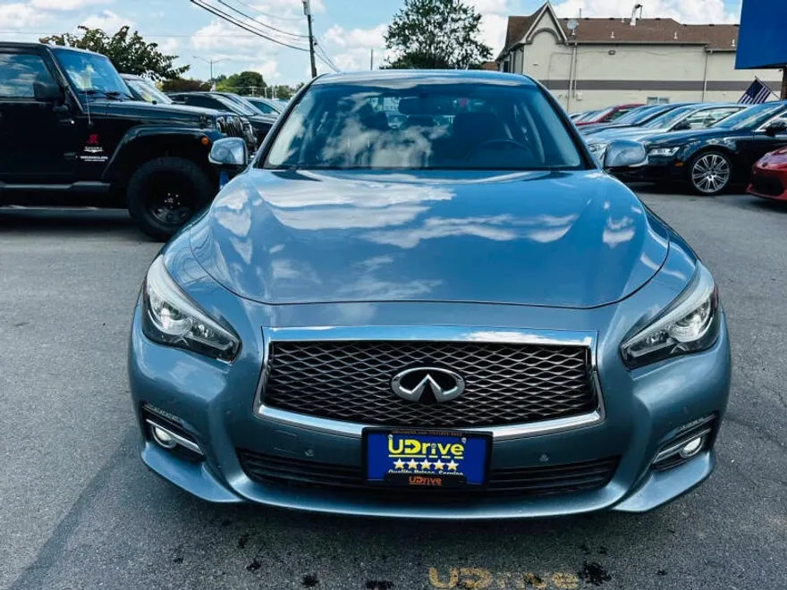 2014 Infiniti Q50 Sport photo 1