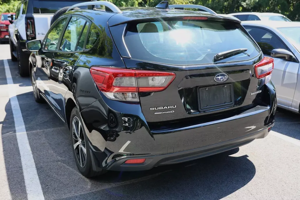 2022 Subaru Impreza Premium photo 1