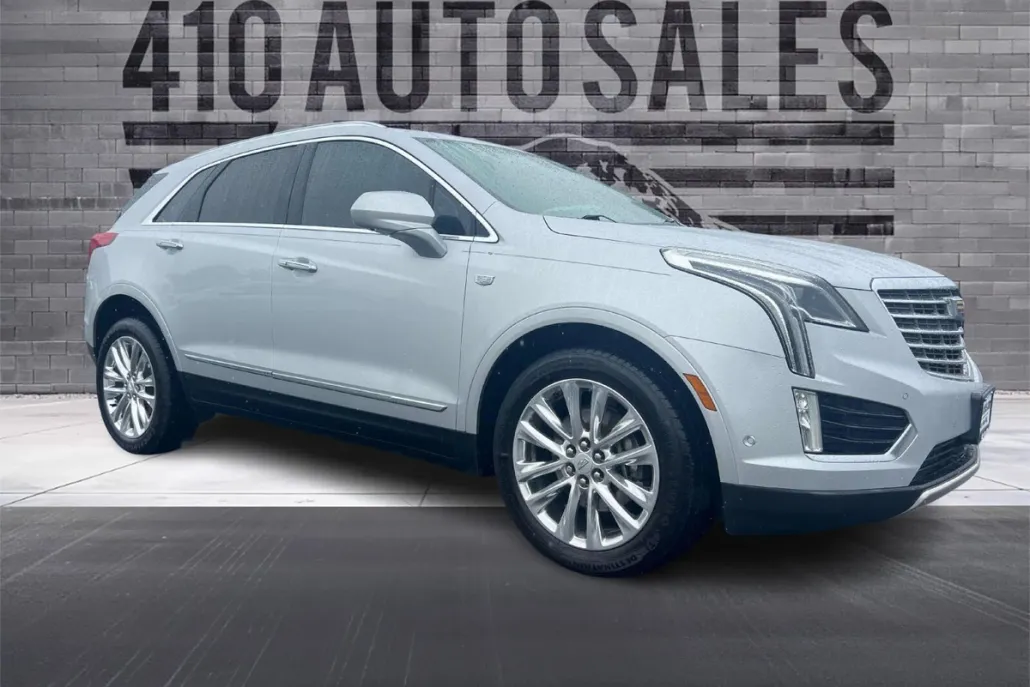 2017 Cadillac XT5 Platinum photo 1