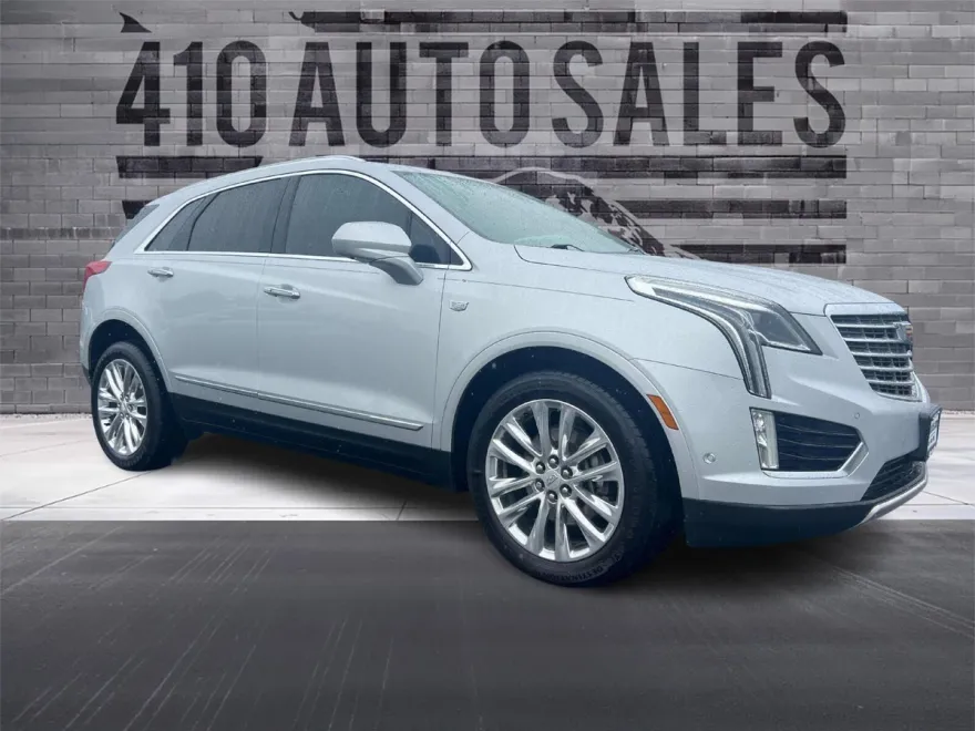 2017 Cadillac XT5 Platinum photo 1