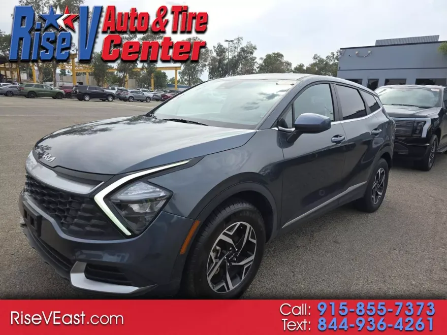 2023 Kia Sportage LX photo 1