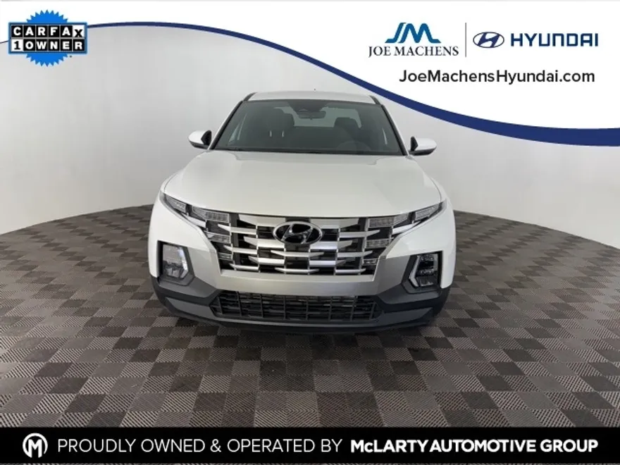 2024 Hyundai Santa Cruz SE photo 1