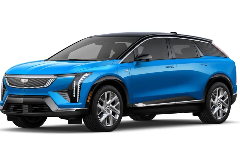 2025 Cadillac Optiq Luxury photo 1