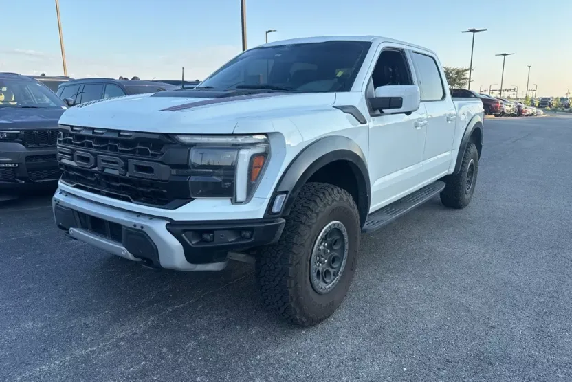 2024 Ford F-150 Raptor photo 1