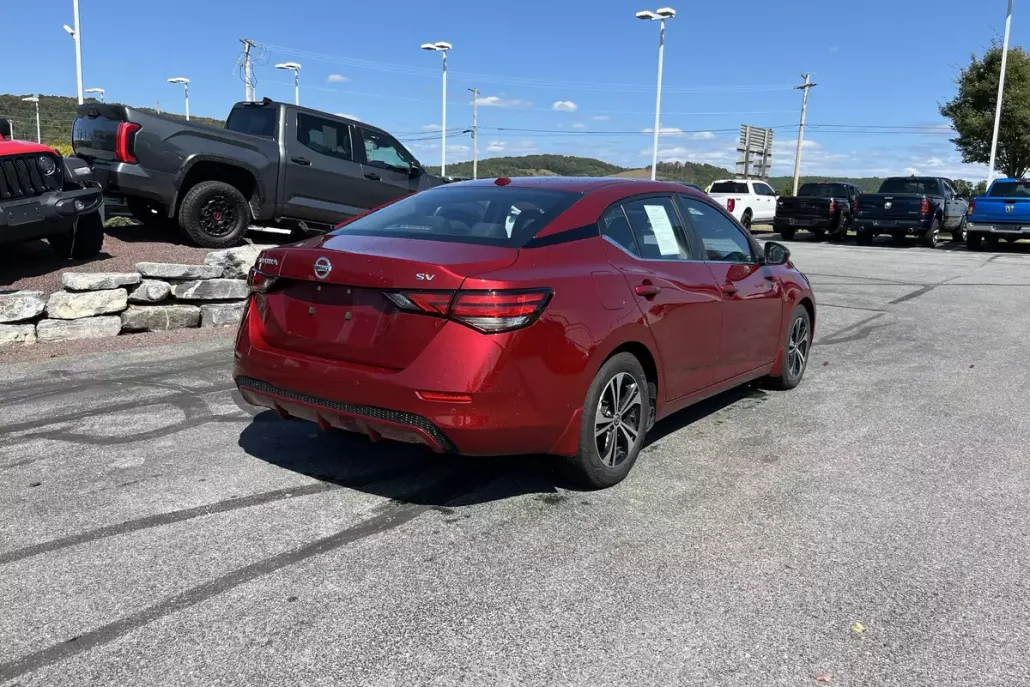 2023 Nissan Sentra SV photo 1