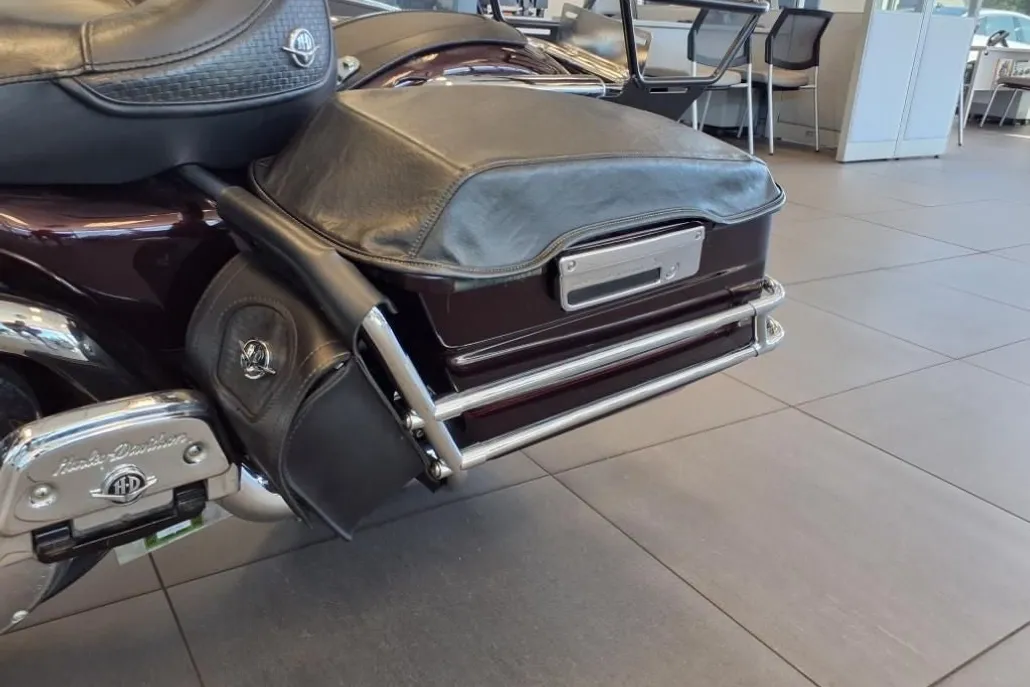 2005 Harley Davidson Road King photo 1