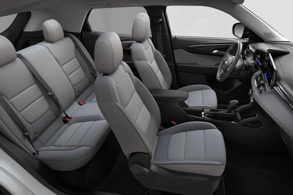 2026 Chevrolet Trailblazer LS photo 1