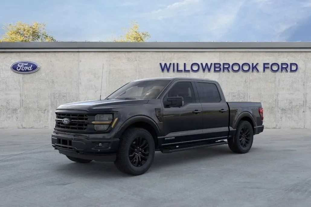 2025 Ford F-150 XLT photo 1