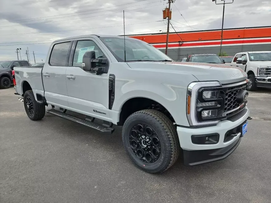 2026 Ford F-250 photo 1
