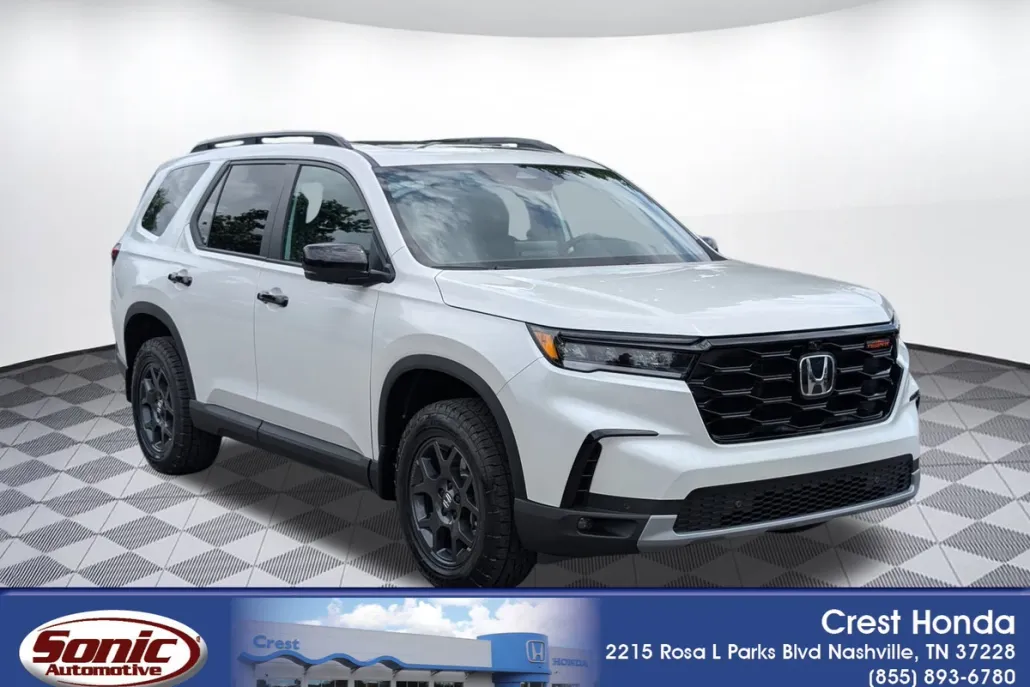 2025 Honda Pilot TrailSport photo 1