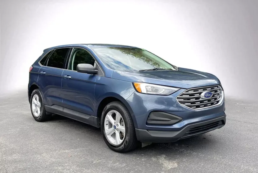 2019 Ford Edge SE photo 1