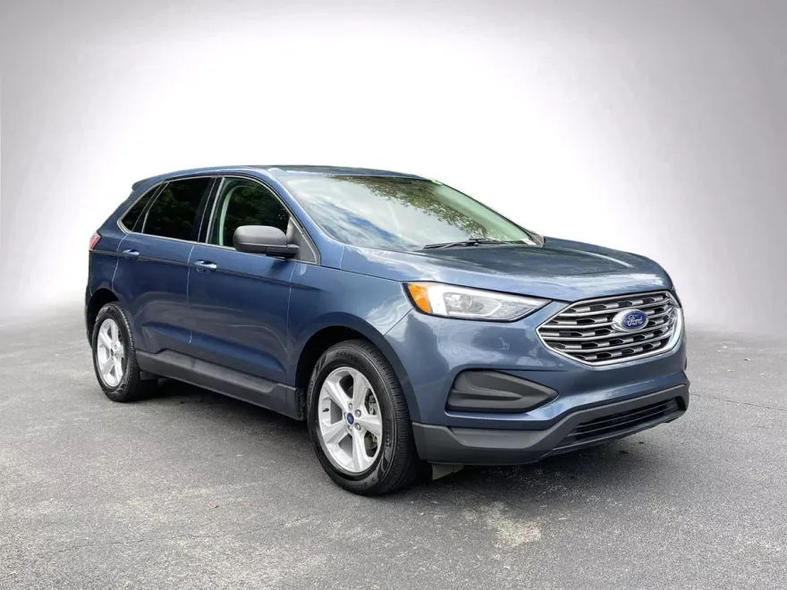 2019 Ford Edge SE photo 1