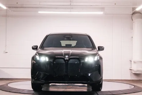 2026 Bmw iX photo 2