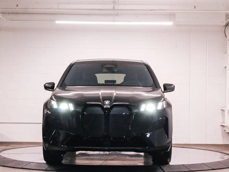 2026 Bmw iX photo 2