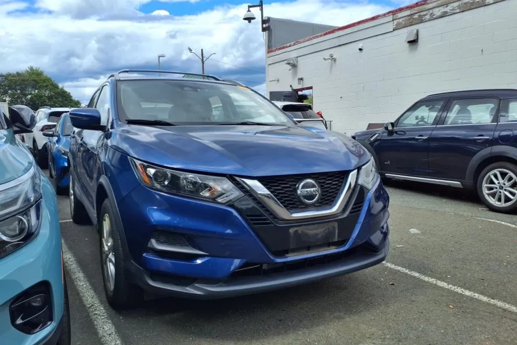 2020 Nissan Rogue Sport SV photo 1