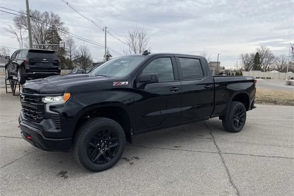 2025 Chevrolet Silverado 1500 LT Trail Boss photo 1
