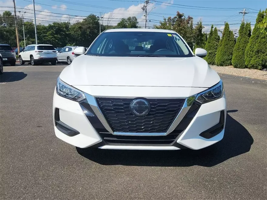 2023 Nissan Sentra SV photo 1
