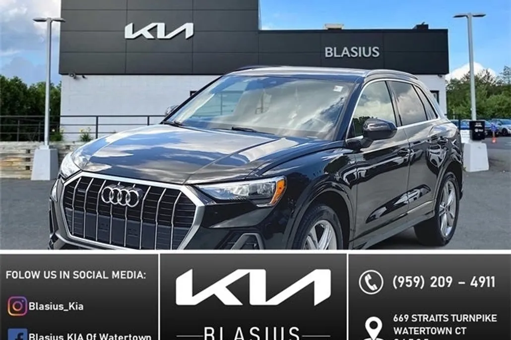 2022 Audi Q3 Premium S line photo 1