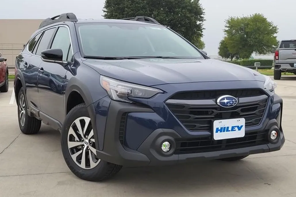 2025 Subaru Outback Premium photo 1