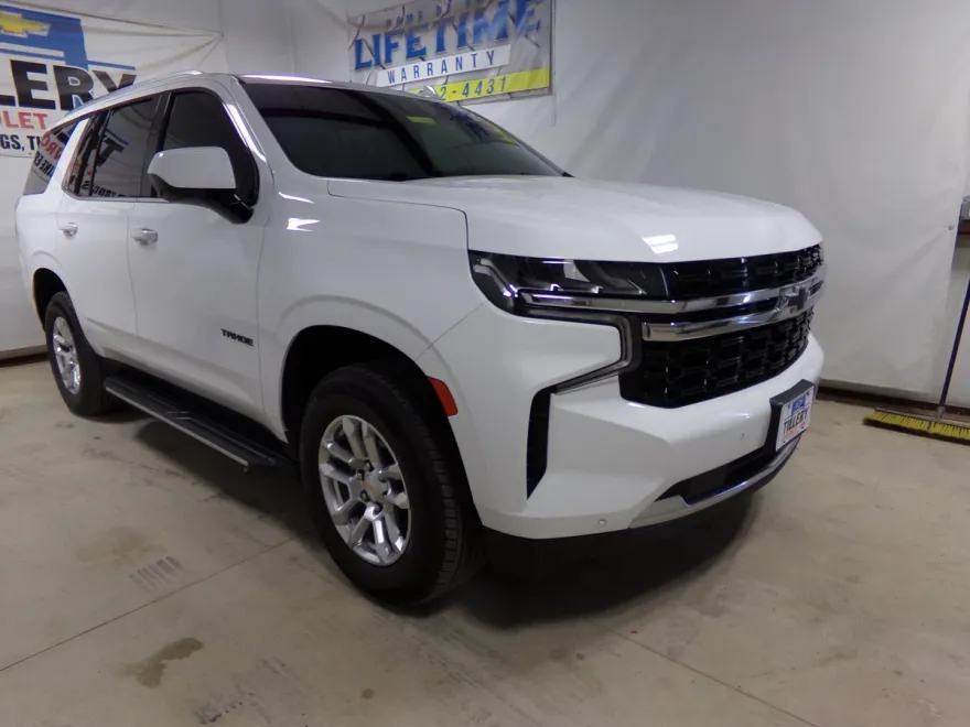 2023 Chevrolet Tahoe LS photo 1